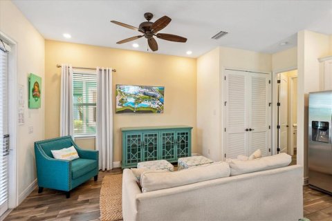 Casa en venta en Kissimmee, Florida, 2 dormitorios, 110.37 m2 № 1901385 - foto 4