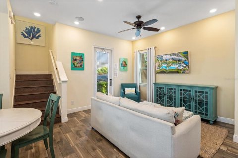 Casa en venta en Kissimmee, Florida, 2 dormitorios, 110.37 m2 № 1901385 - foto 5