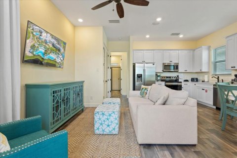 Casa en venta en Kissimmee, Florida, 2 dormitorios, 110.37 m2 № 1901385 - foto 3