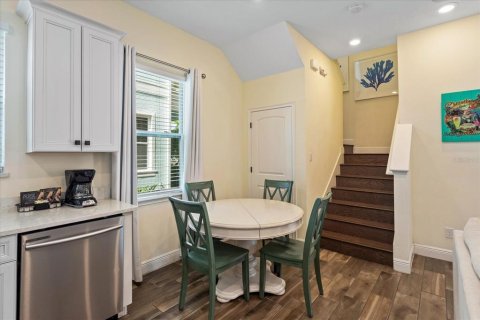 Casa en venta en Kissimmee, Florida, 2 dormitorios, 110.37 m2 № 1901385 - foto 14