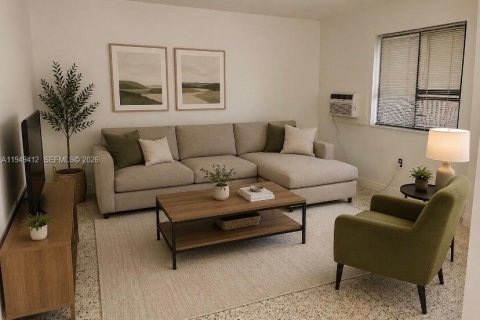 Appartement à louer à Miami, Floride: 1 chambre, 374.02 m2 № 2085874 - photo 3