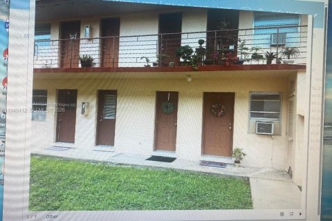 Appartement à Miami, Floride 1 chambre, 374.02 m2 № 2085874