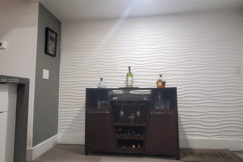 Condo in Margate, Florida, 2 bedrooms  № 1726337 - photo 9