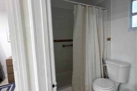 Casa en alquiler en Hollywood, Florida, 1 dormitorio, 64.1 m2 № 2147217 - foto 7