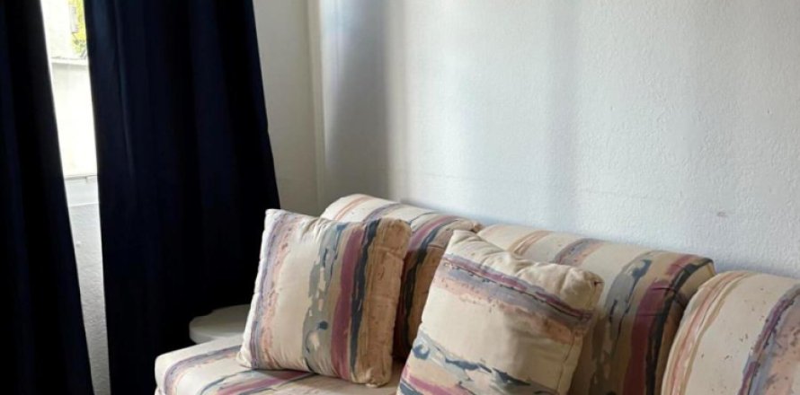 Casa en Hollywood, Florida 1 dormitorio, 64.1 m2 № 2147217