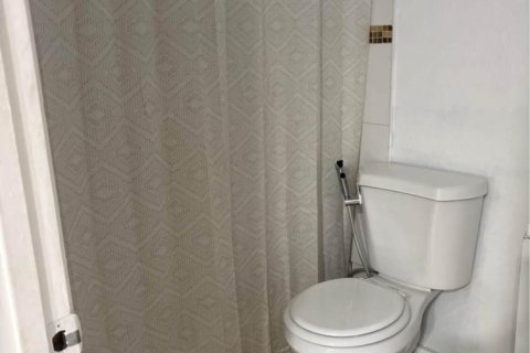Casa en alquiler en Hollywood, Florida, 1 dormitorio, 64.1 m2 № 2147217 - foto 10