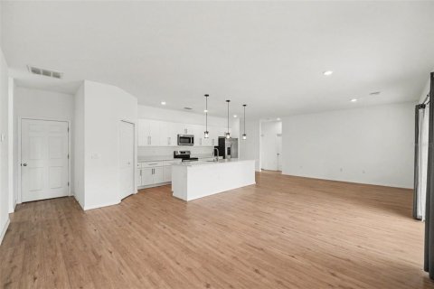 Villa ou maison à vendre à Palm Bay, Floride: 4 chambres, 183.02 m2 № 2097029 - photo 6