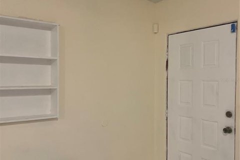 Casa en alquiler en Orlando, Florida, 3 dormitorios, 95.78 m2 № 1913648 - foto 3