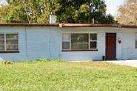 Casa en alquiler en Orlando, Florida, 3 dormitorios, 95.78 m2 № 1913648 - foto 1