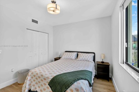 Touwnhouse à vendre à Doral, Floride: 3 chambres, 179.21 m2 № 1955368 - photo 10