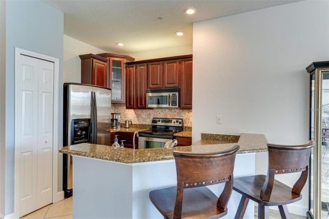 Condominio en alquiler en Sarasota, Florida, 3 dormitorios, 131.64 m2 № 1560639 - foto 4