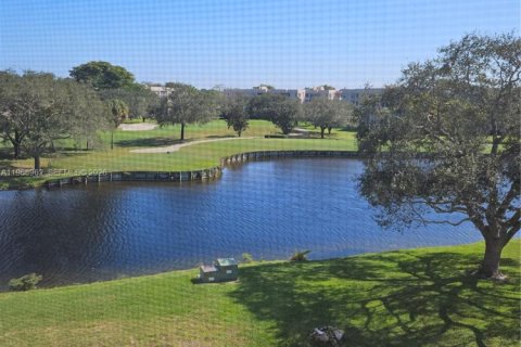 Снять в аренду кондоминиум в Дейви, Флорида 1 спальня, 60.76м2, № 2031843 - фото 12