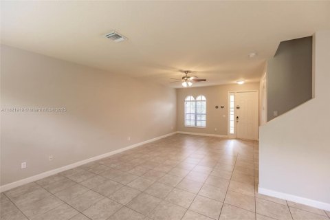 House in Boynton Beach, Florida 4 bedrooms, 191.38 sq.m. № 1783648 - photo 12