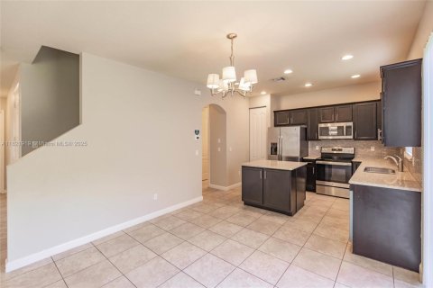 House in Boynton Beach, Florida 4 bedrooms, 191.38 sq.m. № 1783648 - photo 13