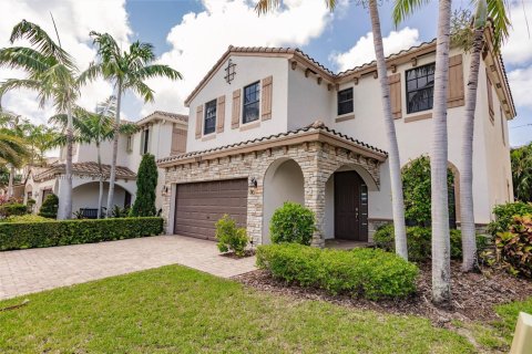 House in Boynton Beach, Florida 4 bedrooms, 191.38 sq.m. № 1783648 - photo 3