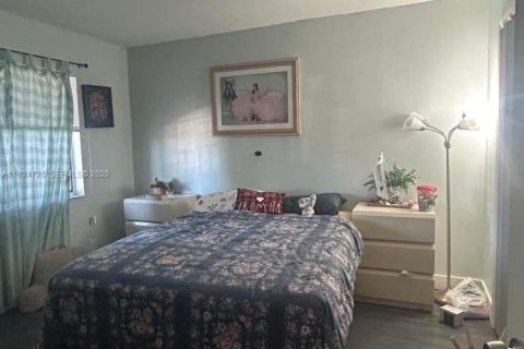 Condominio en venta en North Lauderdale, Florida, 2 dormitorios, 125.42 m2 № 1983114 - foto 25