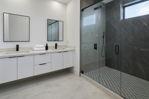Casa en venta en Cape Coral, Florida, 4 dormitorios, 165.55 m2 № 1843725 - foto 14