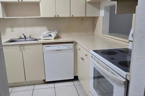 Снять в аренду кондоминиум в Майами, Флорида 2 спальни, 97.55м2, № 2063592 - фото 5