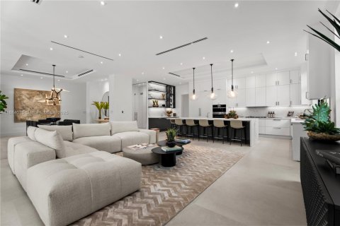 Casa en venta en Miami, Florida, 6 dormitorios, 508.45 m2 № 1932419 - foto 3