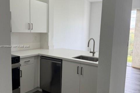 Appartement à louer à Hialeah, Floride: 2 chambres, 89.84 m2 № 1997121 - photo 6