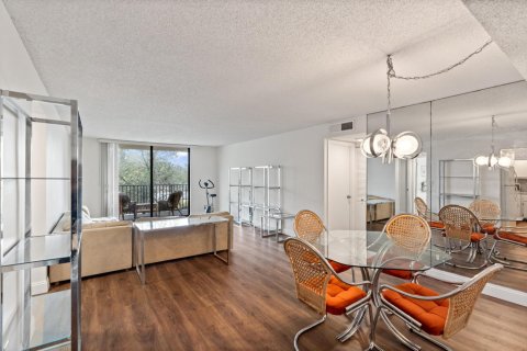 Condo in Tamarac, Florida, 2 bedrooms  № 2085711