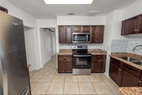 Villa ou maison à vendre à Auburndale, Floride: 3 chambres, 89.74 m2 № 2148831 - photo 6