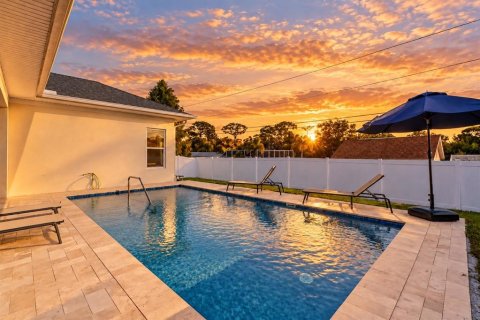 Villa ou maison à vendre à Clearwater, Floride: 3 chambres, 241.36 m2 № 2354718 - photo 4