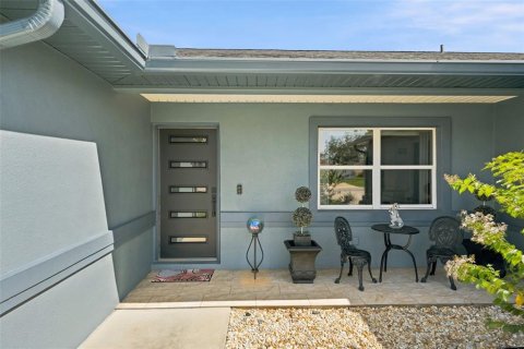 House in Spring Hill, Florida 3 bedrooms, 210.89 sq.m. № 2225813 - photo 5