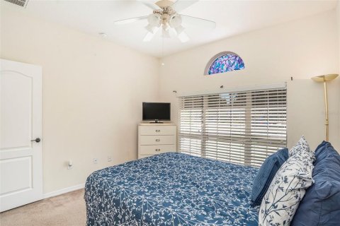 House in Land O' Lakes, Florida 3 bedrooms, 191.84 sq.m. № 1909086 - photo 29