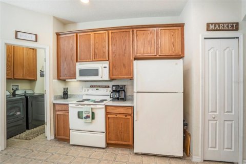 House in Land O' Lakes, Florida 3 bedrooms, 191.84 sq.m. № 1909086 - photo 20