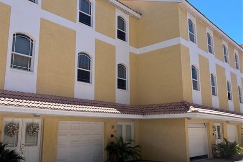 Adosado en alquiler en Treasure Island, Florida, 3 dormitorios, 181.9 m2 № 1526176 - foto 26