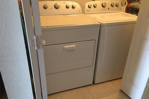 Adosado en alquiler en Treasure Island, Florida, 3 dormitorios, 181.9 m2 № 1526176 - foto 18