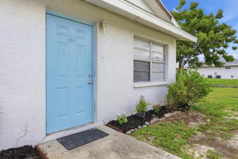 Propiedad comercial en venta en Sarasota, Florida, 4 dormitorios, 157.38 m2 № 2222771 - foto 2