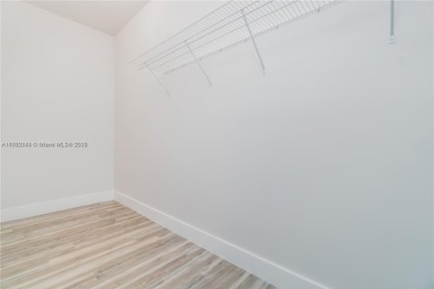 Купить таунхаус в Помпано-Бич, Флорида 3 спальни, 177.16м2, № 1928498 - фото 30