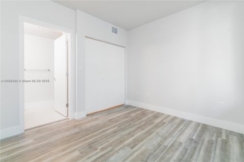 Купить таунхаус в Помпано-Бич, Флорида 3 спальни, 177.16м2, № 1928498 - фото 26