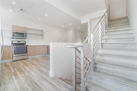 Купить таунхаус в Помпано-Бич, Флорида 3 спальни, 177.16м2, № 1928498 - фото 6