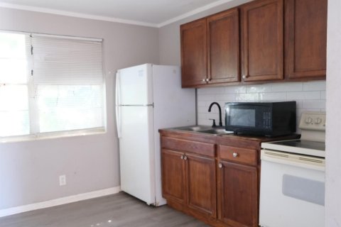 Condominio en alquiler en West Palm Beach, Florida, 2 dormitorios, 69.4 m2 № 2176512 - foto 3