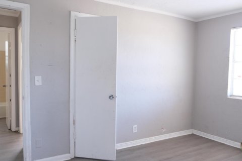 Condominio en alquiler en West Palm Beach, Florida, 2 dormitorios, 69.4 m2 № 2176512 - foto 5