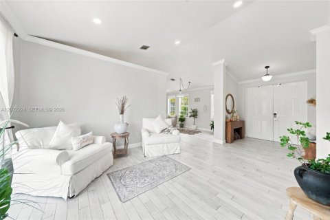 House in Homestead, Florida 4 bedrooms, 219.53 sq.m. № 2320741 - photo 8