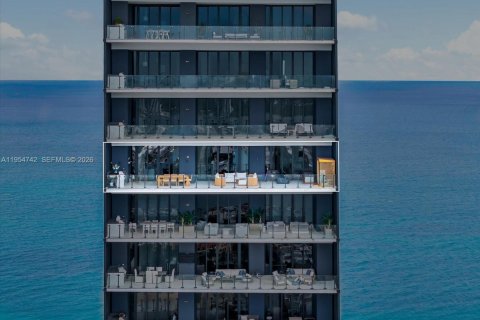 Купить кондоминиум в Санни-Айлс-Бич, Флорида 2 спальни, 189.71м2, № 2024012 - фото 13