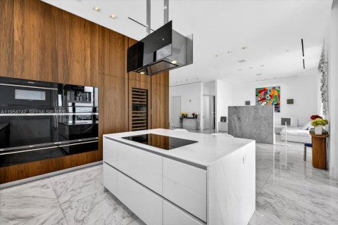 Купить кондоминиум в Санни-Айлс-Бич, Флорида 2 спальни, 189.71м2, № 2024012 - фото 7