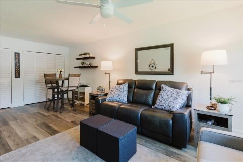 Condominio en venta en Dunedin, Florida, 2 dormitorios, 86.4 m2 № 1874003 - foto 5