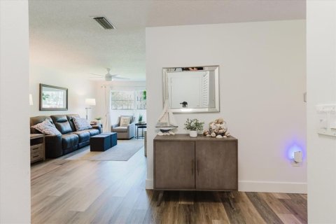 Condominio en venta en Dunedin, Florida, 2 dormitorios, 86.4 m2 № 1874003 - foto 2