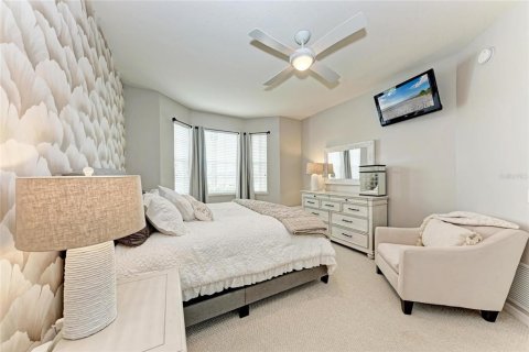 Condo in Venice, Florida, 2 bedrooms № 2393862 - photo 24