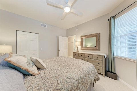 Condo in Venice, Florida, 2 bedrooms № 2393862 - photo 29