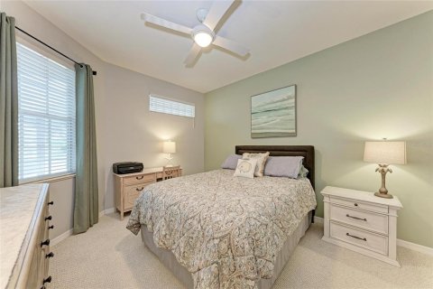 Condo in Venice, Florida, 2 bedrooms № 2393862 - photo 27