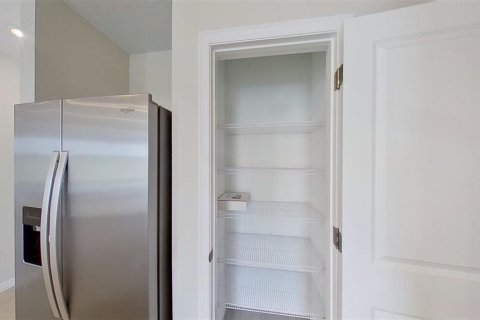 Villa ou maison à louer à Nokomis, Floride: 3 chambres, 120.12 m2 № 2105361 - photo 9