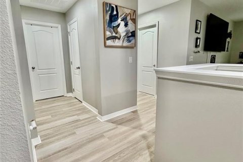 Casa en venta en Orlando, Florida, 4 dormitorios, 268.49 m2 № 2410384 - foto 17