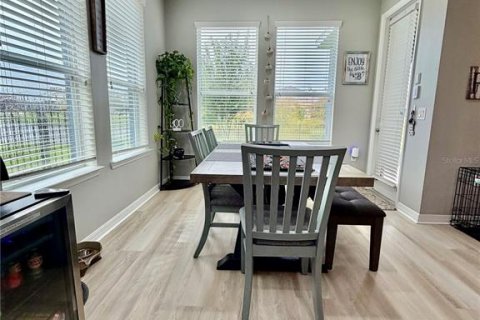 Casa en venta en Orlando, Florida, 4 dormitorios, 268.49 m2 № 2410384 - foto 7