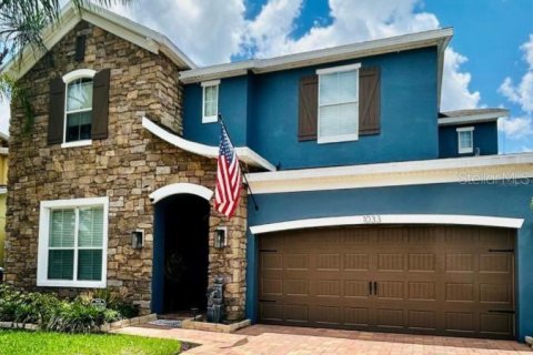 House in Orlando, Florida 4 bedrooms, 268.49 sq.m. № 2410384